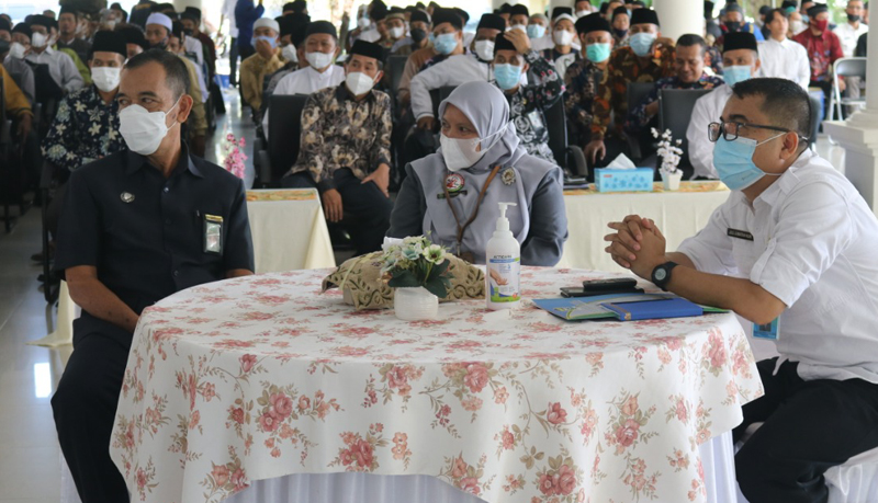 Ketua Pengadilan Agama Muara Enim menghadiri acara Sekda pembekalan serta pelepasan Petugas Bina Desa Kerjasama dengan UIN Raden Fatah Palembang