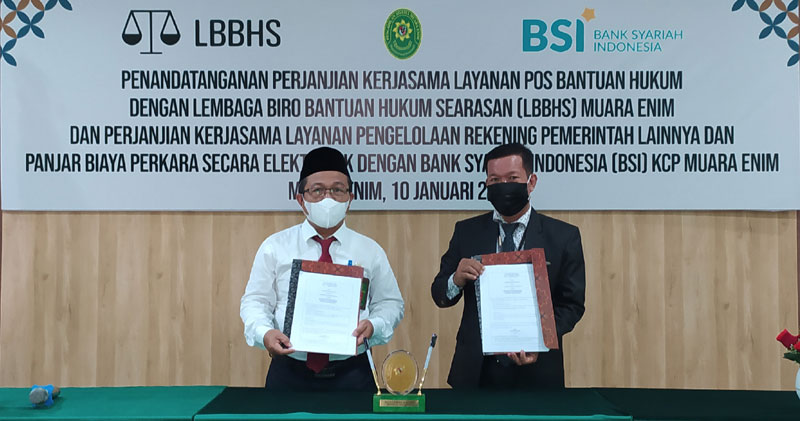 Tandatangani PKS LBBHS Muara Enim Komitmen Tidak Akan Ada Pungutan Dalam Berikan Layanan Hukum di Posbakum Pengadilan Agama Muara Enim